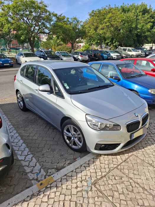 Bmw 216 D active tour