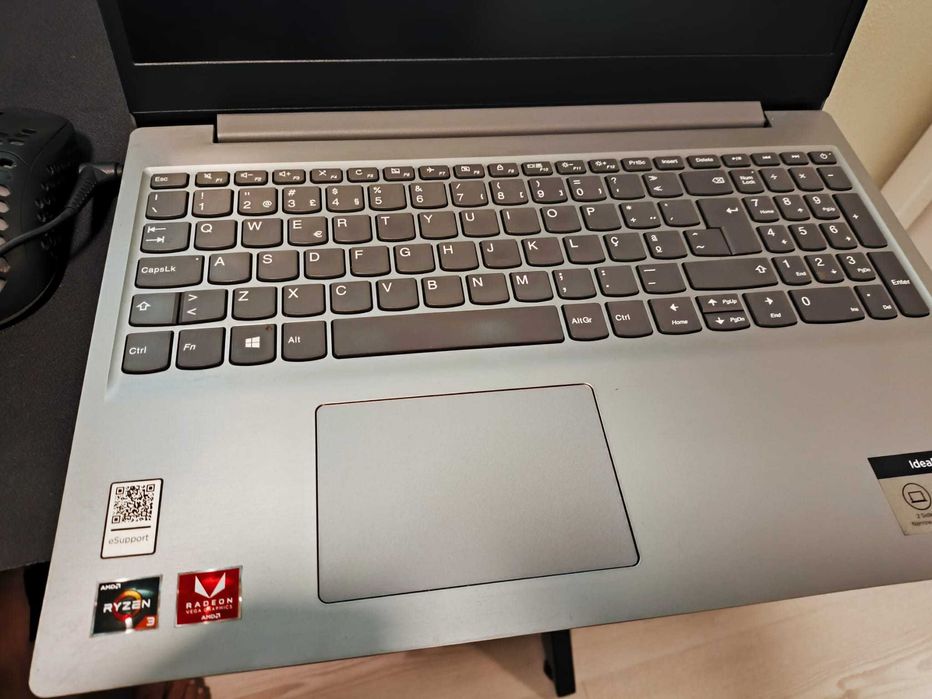 Portable Lenovo IdeaPad (I don't ship)64551676808963124