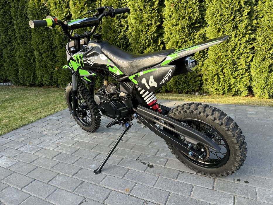 Cross Zipp14 poj.110 super stan