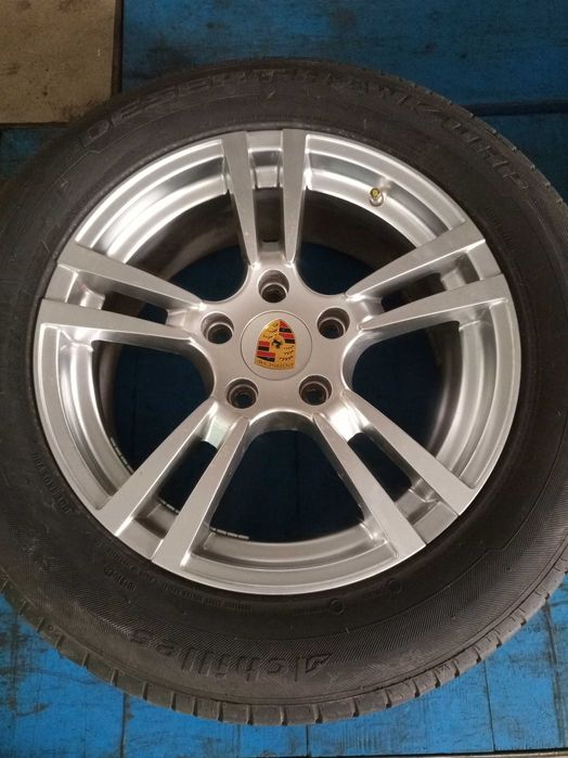 Диски на Porsche Cayenne  R18 з резиною
