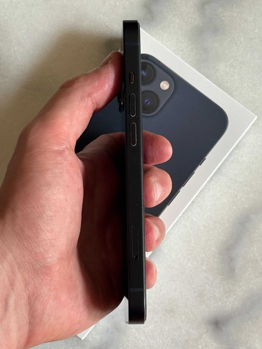 iPhone 13 Midnight Black 128 GB A2633