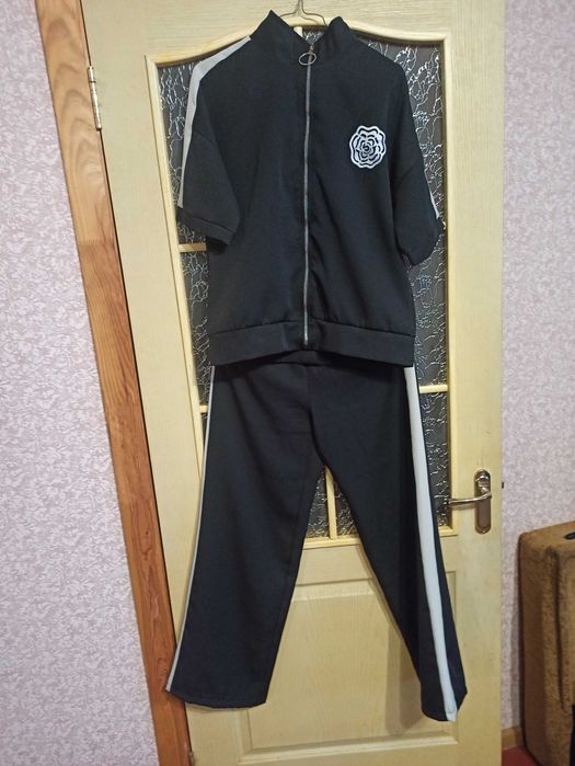 Костюм жіночий s/m