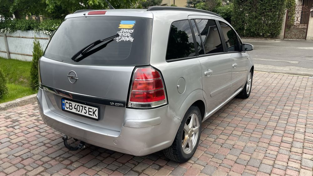 Opel Zafira 1.9 дизель