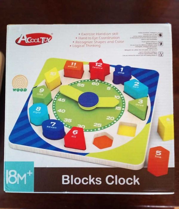 Часы деревянные, сортер