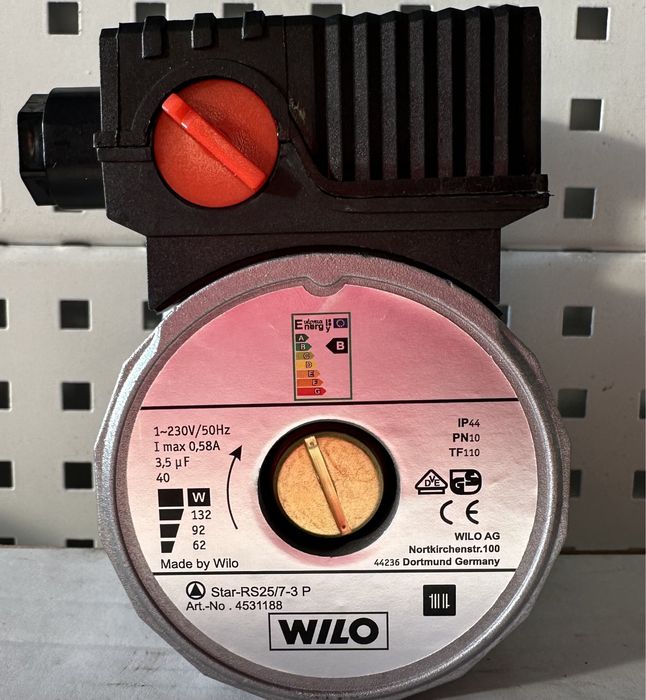 Циркуляційний насос Wilo Star-RS 25/7 - 30/7