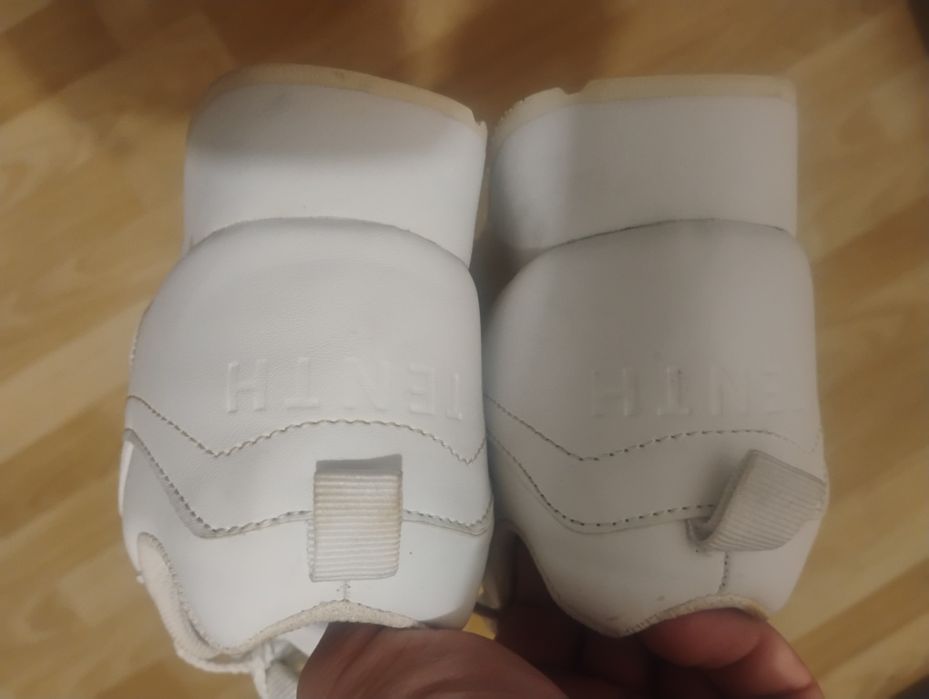 Buty Sneakersy Tenth 37