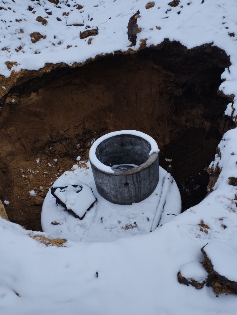 Каналізація. Гідроізоляція. Підвід води. Копка