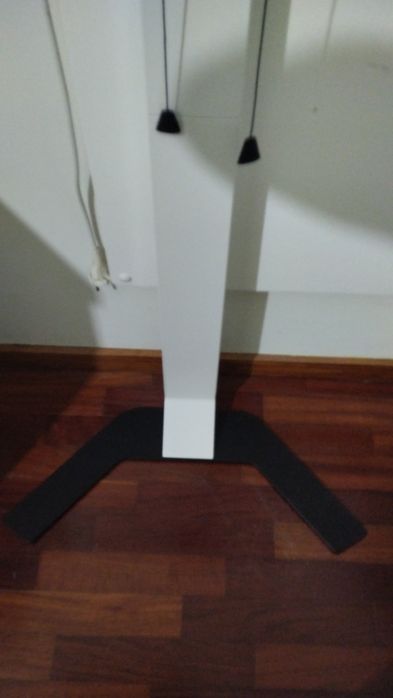 Suporte de chão para TV