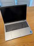 Laptop Dell Latitude 5520/i7-1135G7/8GB DDR4 3200 MHz/256GB SSD M.2