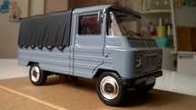 ŻUK - model metalowo-plastikowy z lusterkami bocznymi; skala 1:43