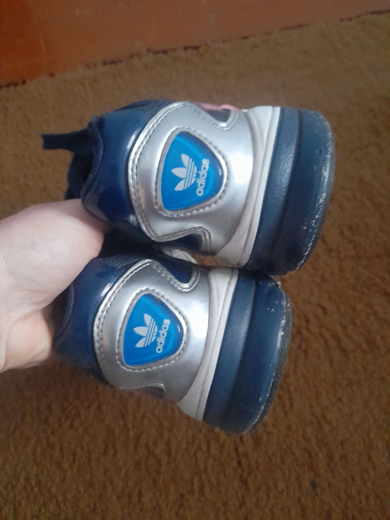 Кросівки Adidas р.39-40
