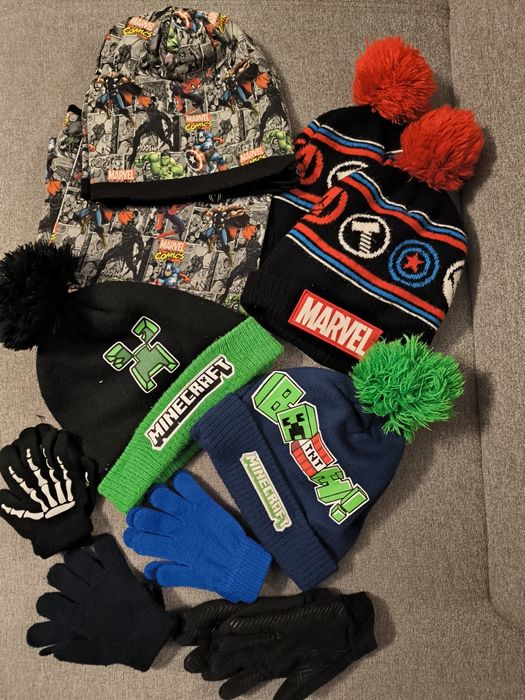 Czapki zimowe dziecięce rękawiczki kominy