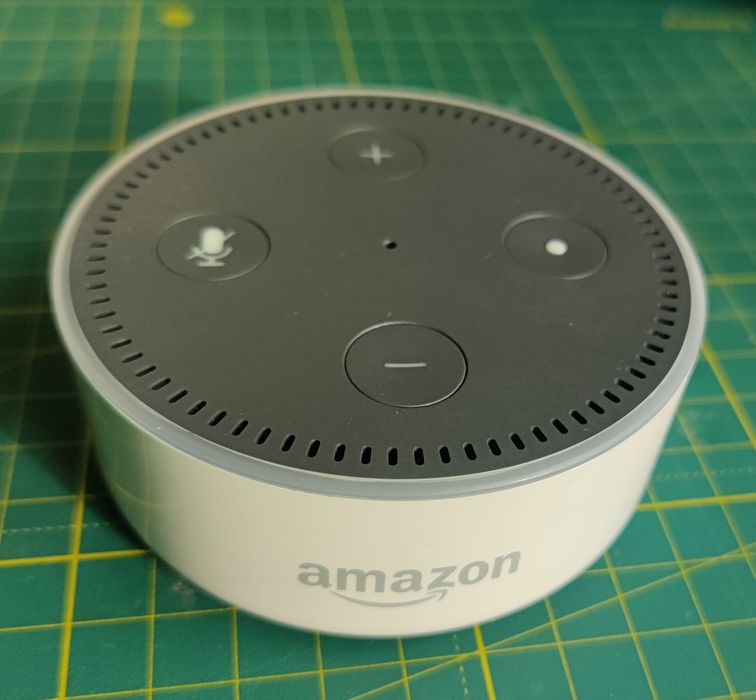 Колонка Amazon Echo Dot