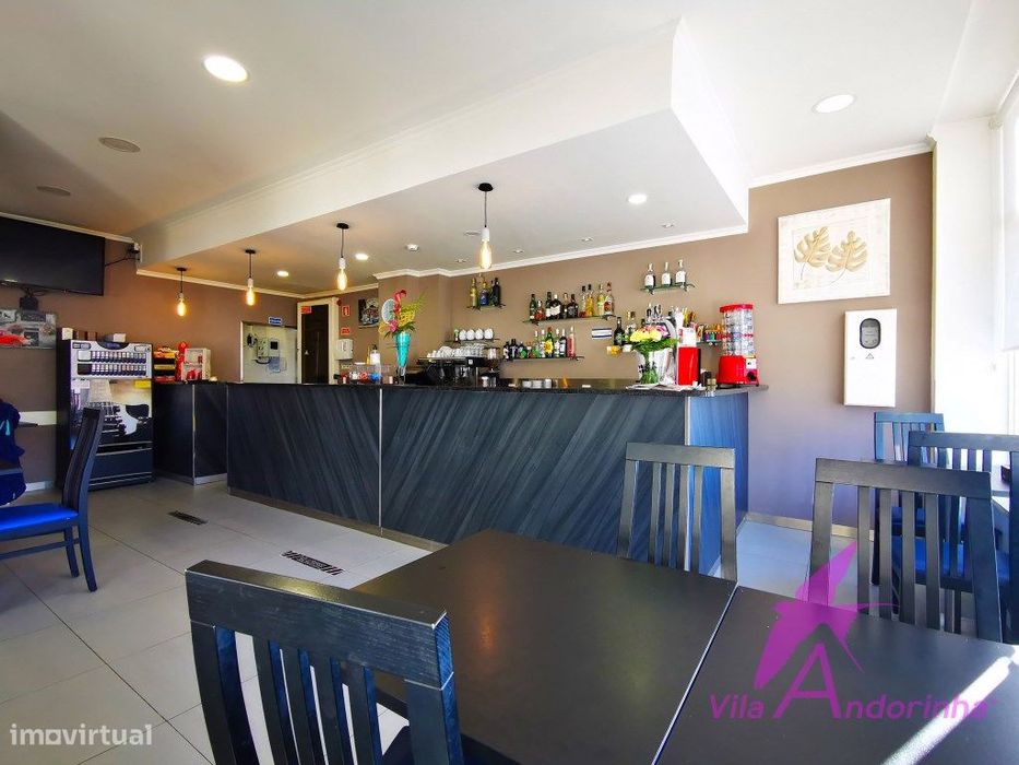 Restaurante Bar, completamente renovado na nacional 13, em Âncora