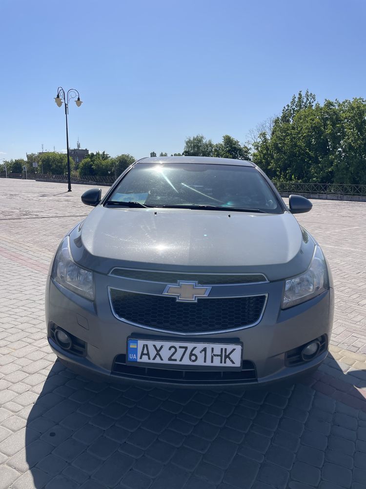 Продам Chevrolet cruze