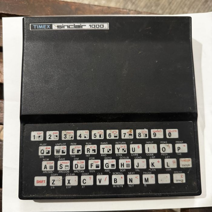 Timex sinclair 1000 stary komputer m 330-psp