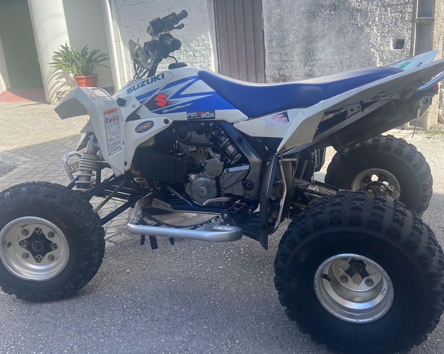 Suzuki LRT 450 - Ano 2006