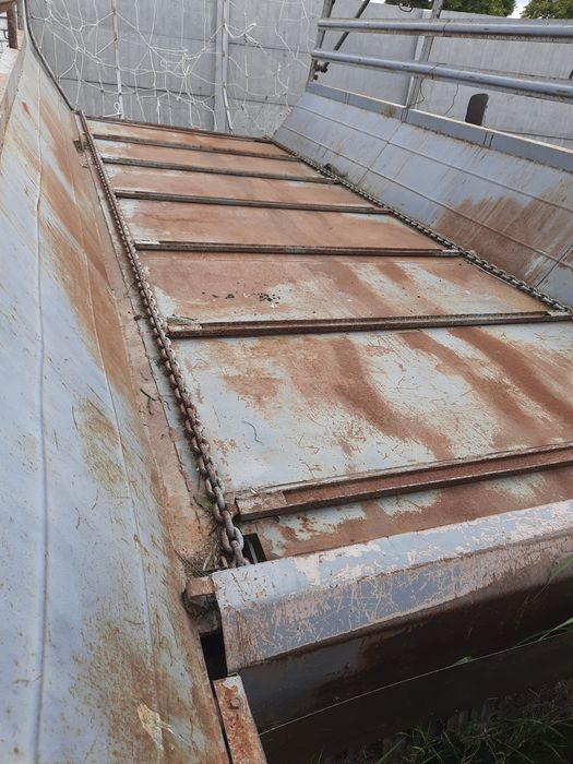 Przyczepa samozbierająca w oryginale