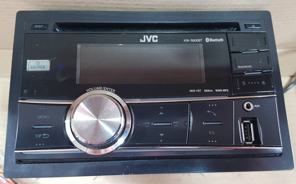 Автомагнитола JVC KW-R600BT