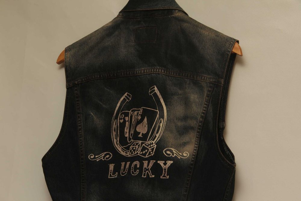 Levis  Red Tab “Lucky” vest S-M жилетка джинсовая