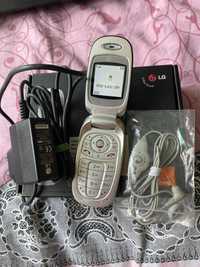 Telefon LG KG220