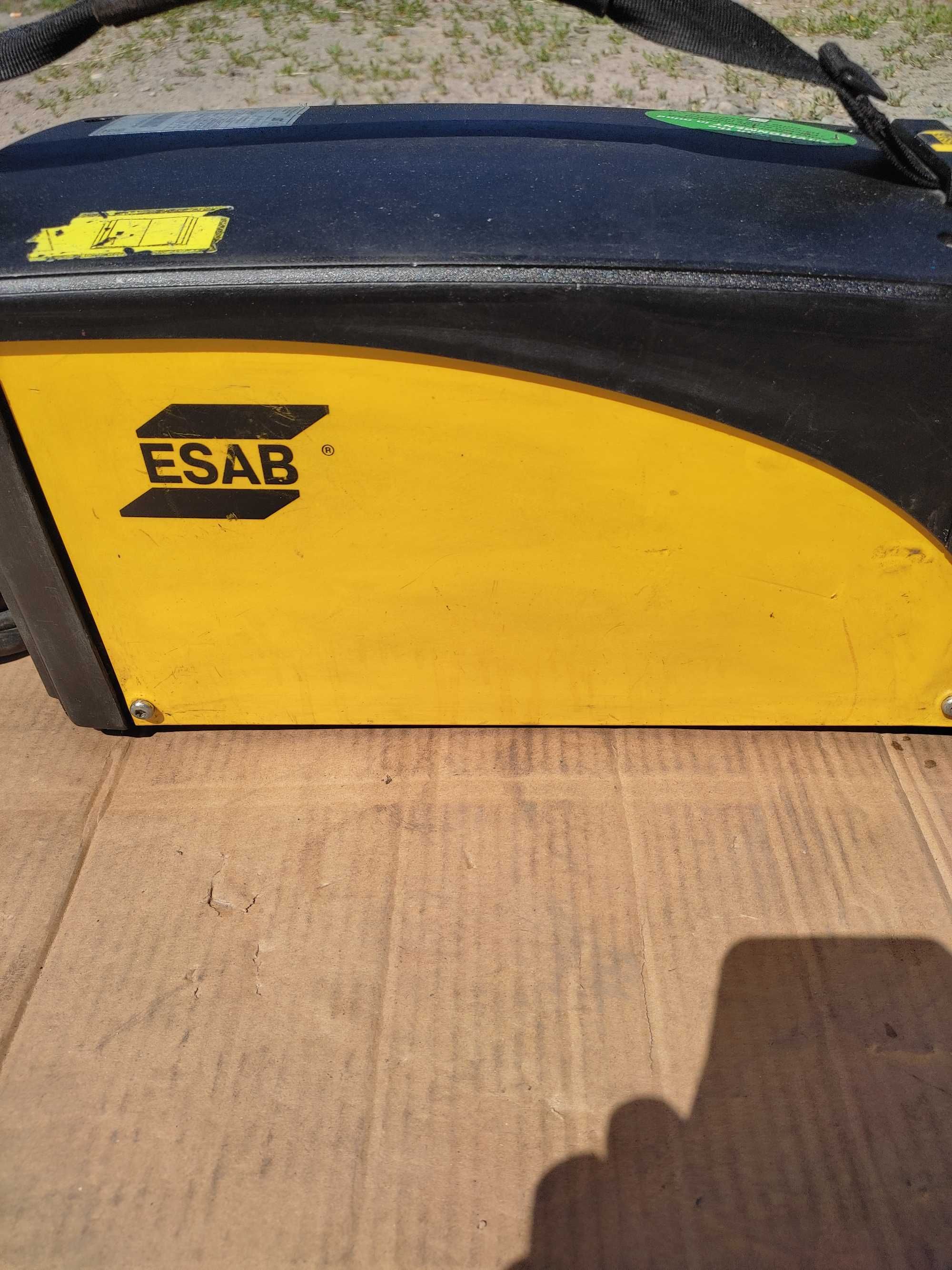 Spawarka ESAB CADDY ARC 151I + gratis