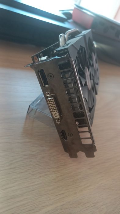 Placa Gráfica Asus Strix GTX 750ti