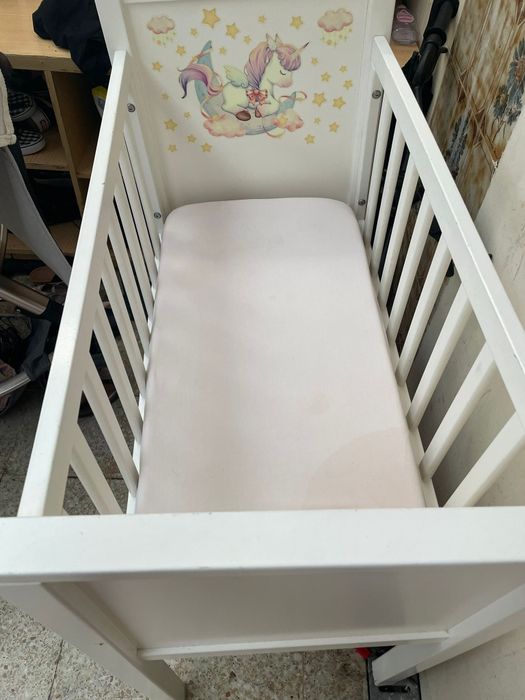 Berço de bebê vendo barrato para despachar