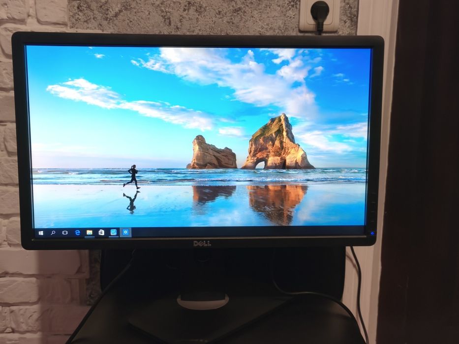 Монітор Dell UltraSharp U2312HMt