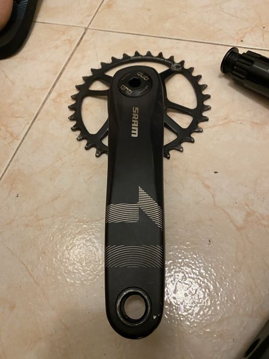 Pedaleiro SRAM 32 dentes 175 mm