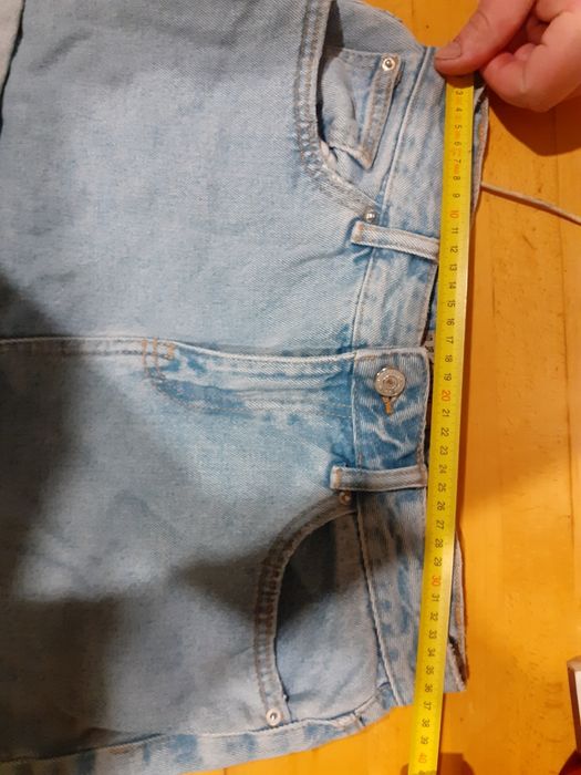 Джинсові шорти розмір 42-44