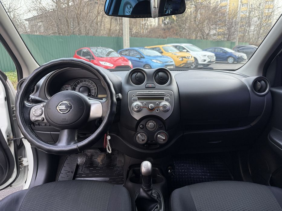 Продам Nissan Micra в хорошем состоянии.