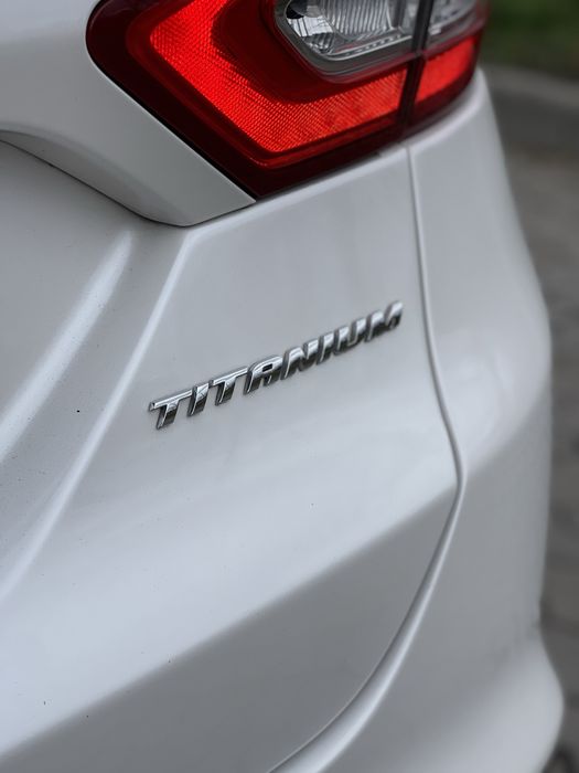 Продам Ford Fusion Plugin Hybrid (PHEV) TITANIUM