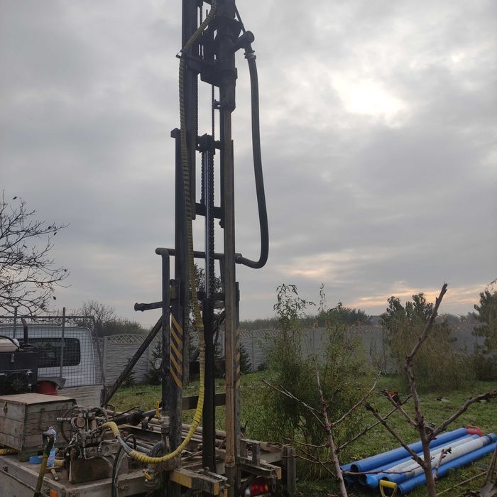 Maszt do wiertnicy studni wysokość podnoszenia 6.60 cm. 4500kg Triplex