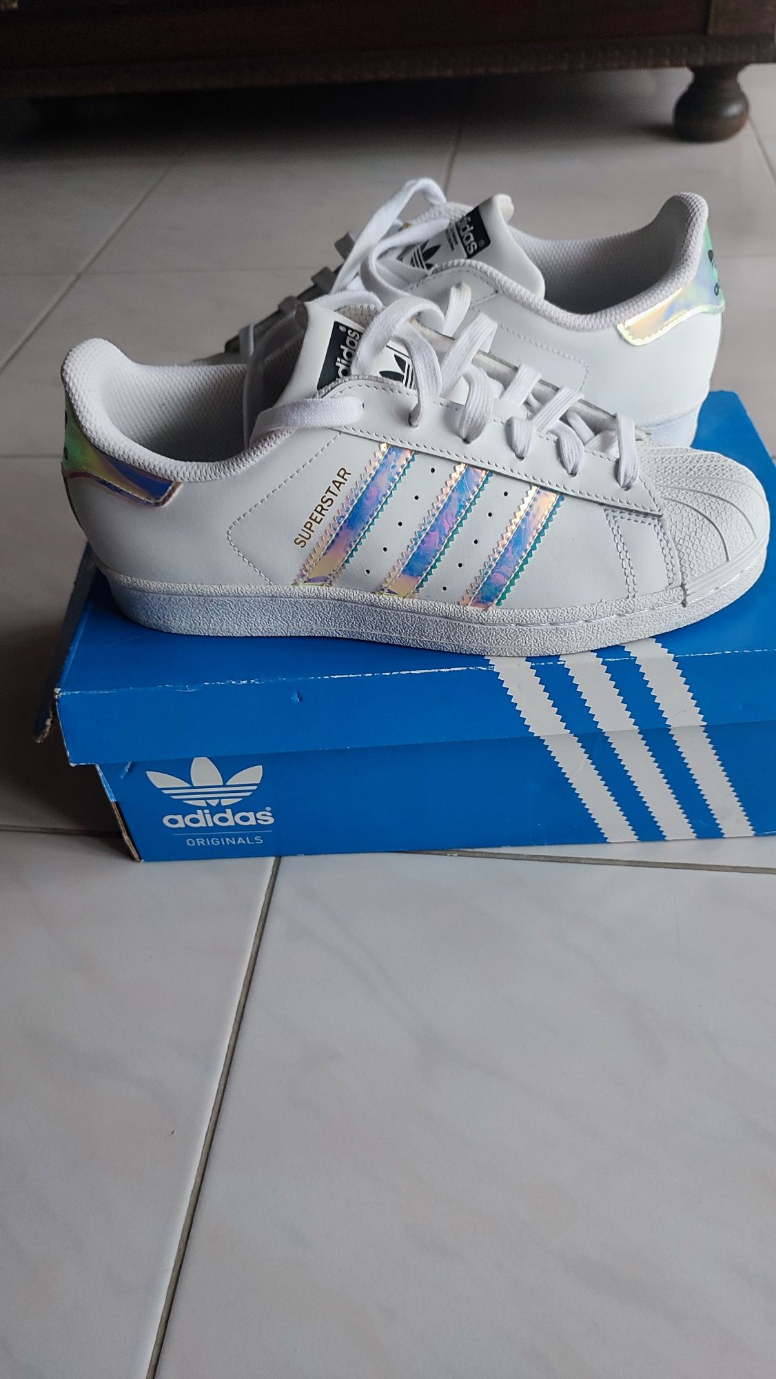 Sapatilhas adidas superstar