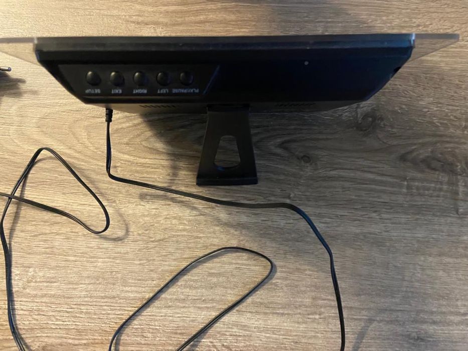 Moldura digital em bom estado