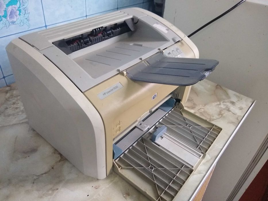 Лазерний принтер HP LaserJET 1020