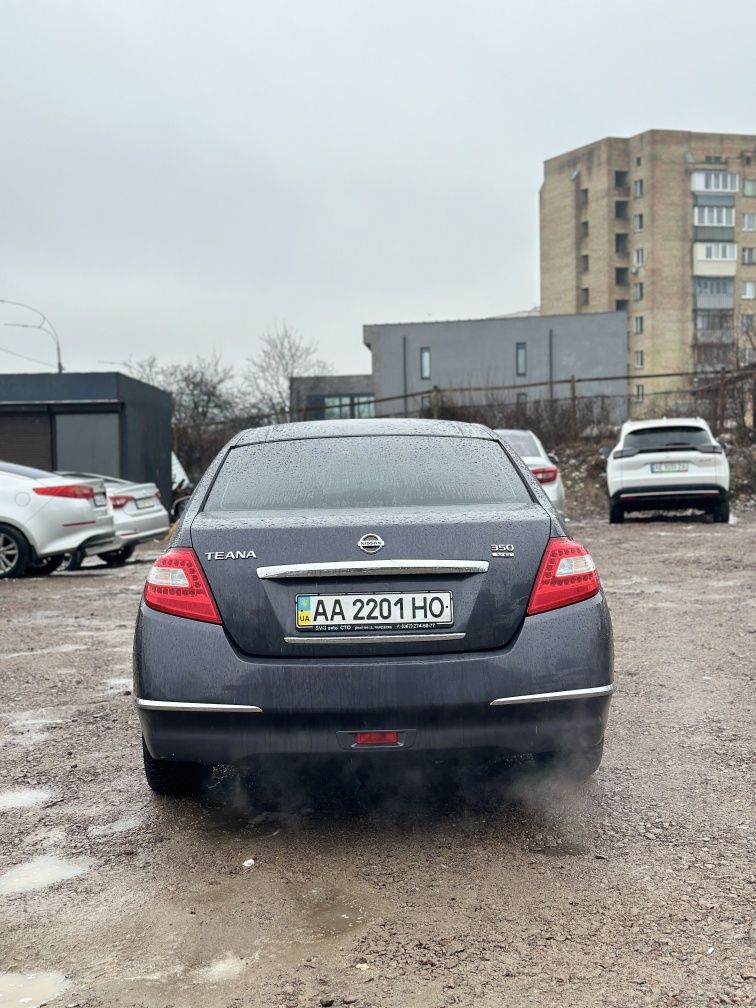 Оренда авто посуточна Київ довгострокова бізнес Nissan Teana