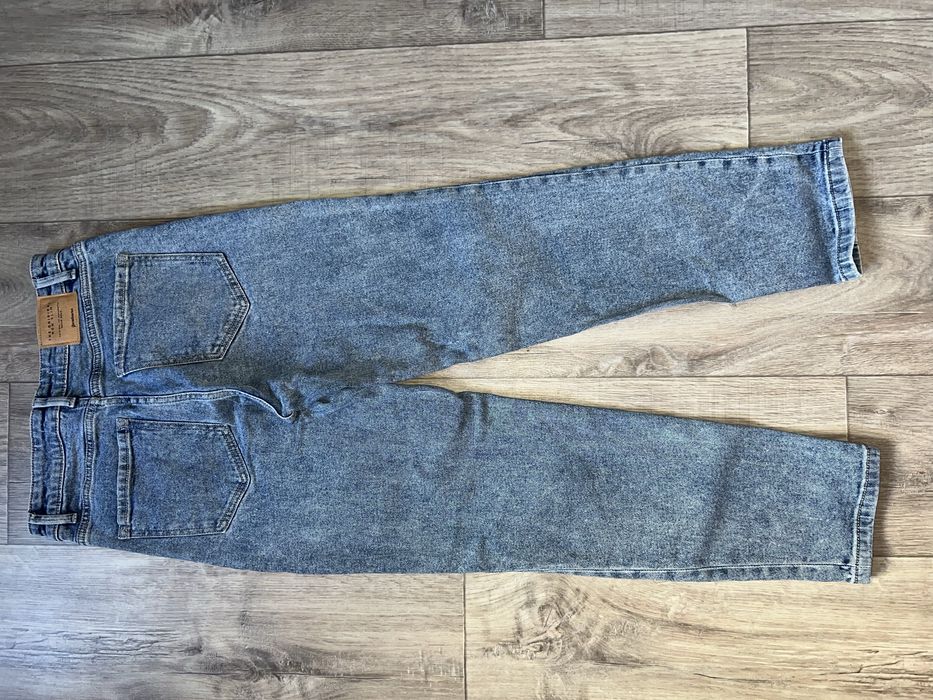 Джинси stradivarius 38