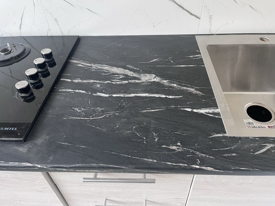 Залишок нової стільниці 80см.