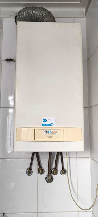 Caldeira aquecimento Roca