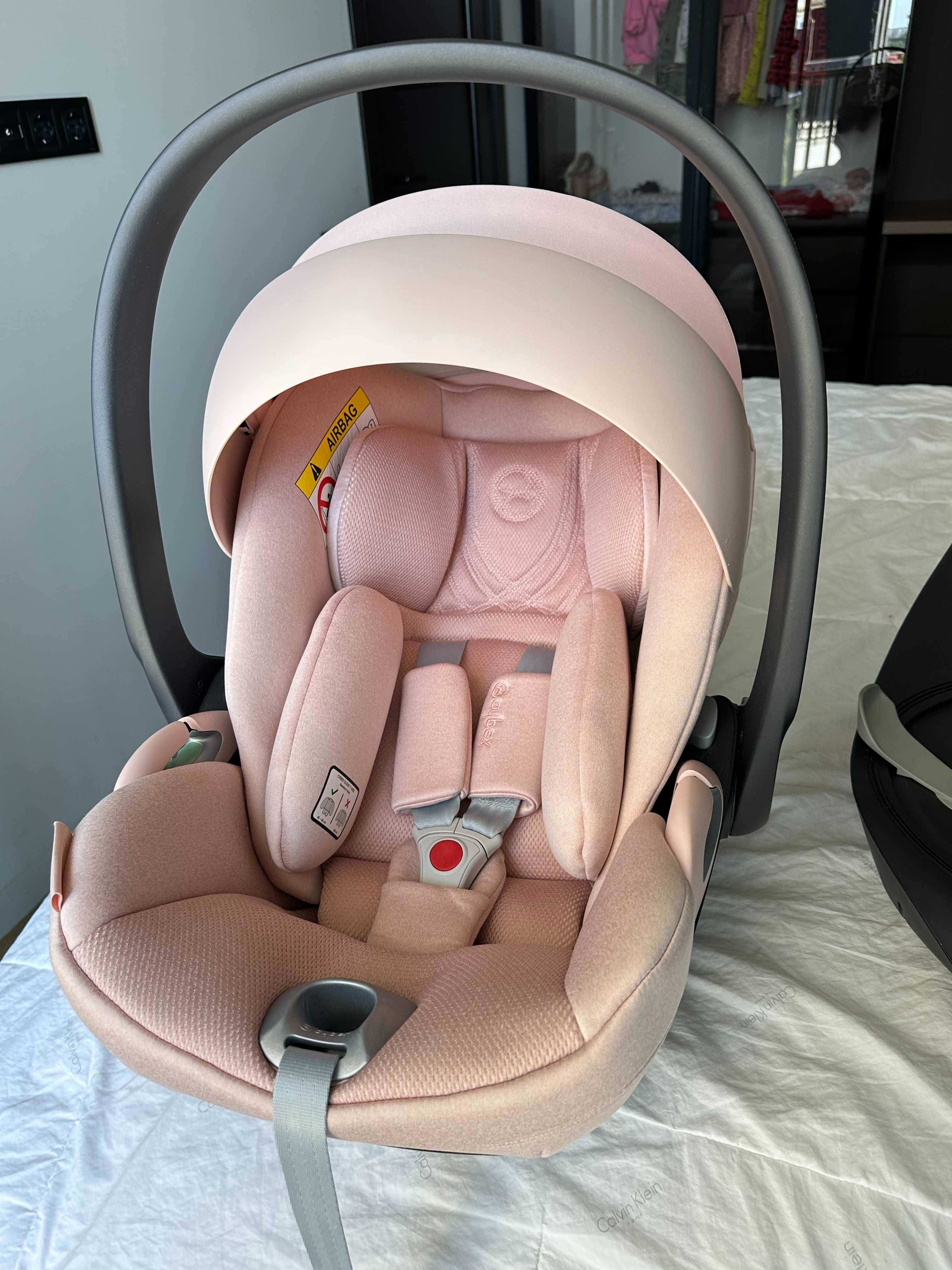 Автокрicло i База Cybex Platinum Cloud T Plus i-Size, Base T i-Size