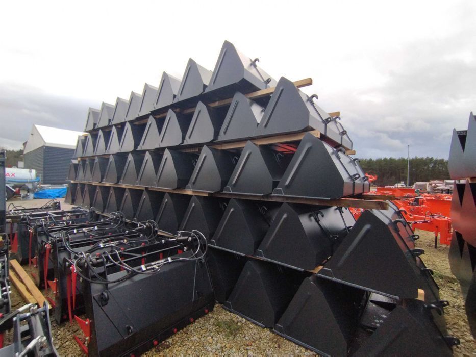 ŁYŻKA do tura 1,2–2,4 m HARDOX euroramka Mailleux SMS