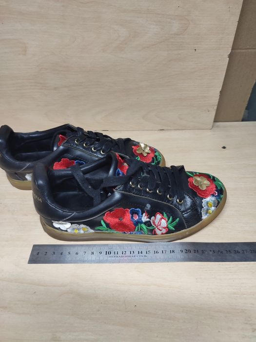 Кроссовки Dolce&Gabbana

HP-FA-8m-F3-carousel-SS24m-img-thron

HP-FA-8