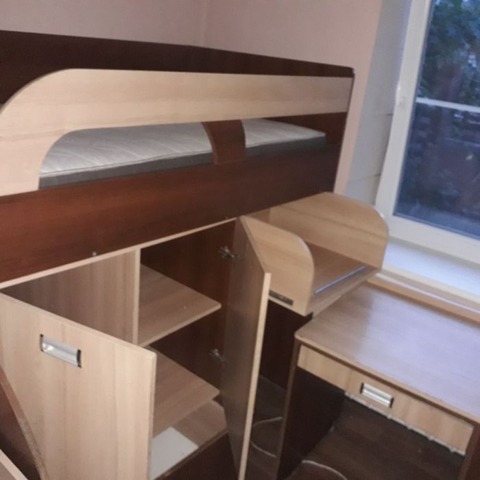 Кровать-чердак для школьника