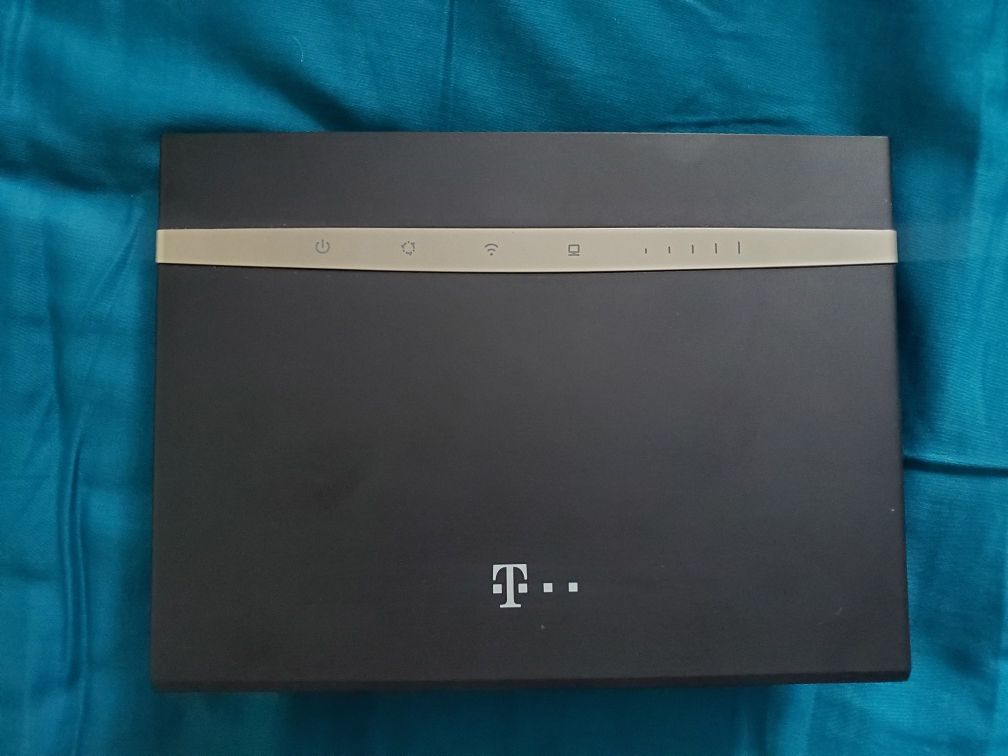 Huawei B525s Router WLAN LTE
