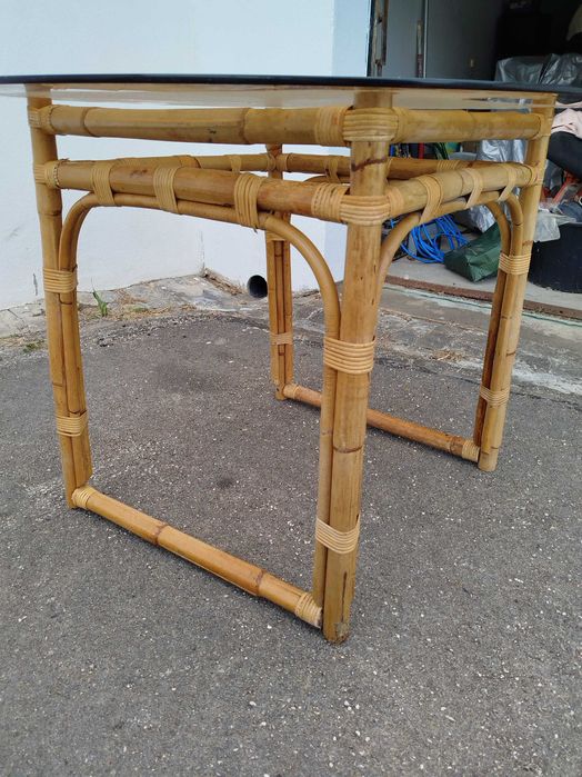Mesa bambu com tampo de vidro 1m