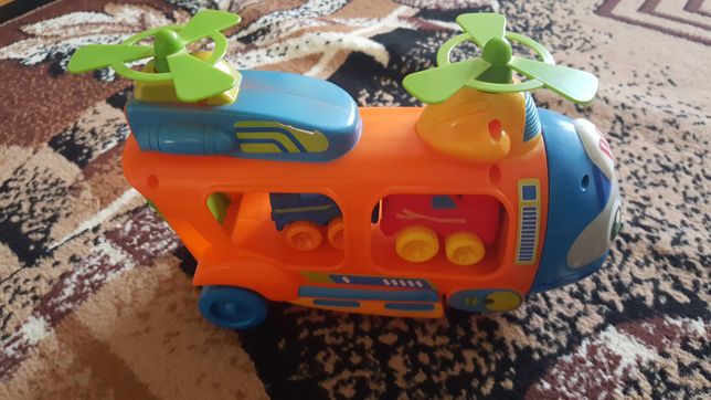 Іграшковий гелікоптер+ 2 машинки