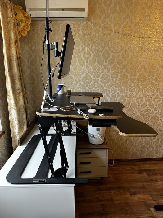 Stiystil solid/стій стіл