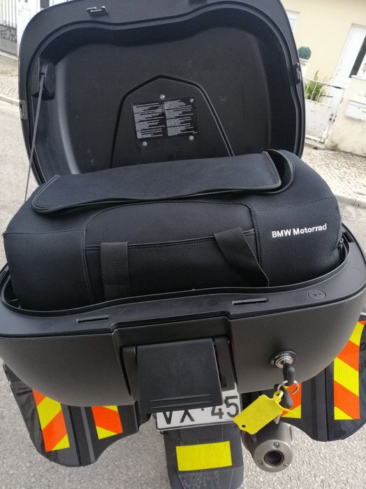 Bmw k1300gt  para as curvas